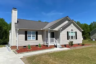 1021 Forest Glen Dr, Raleigh, NC 27603 - Photo 4