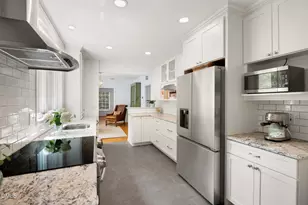 107 Pine Ln, Chapel Hill, NC 27514 - Photo 16