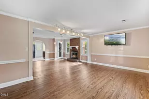 2323 Buckingham Rd, Burlington, NC 27217 - Photo 8