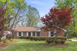 2323 Buckingham Rd, Burlington, NC 27217 - Photo 2