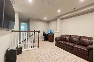 737 Lampwick Ln, Cary, NC 27513 - Photo 8