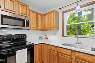 103 Ripley Ct, Cary, NC 27513 - Photo 4