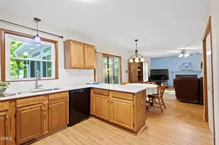 103 Ripley Ct, Cary, NC 27513 - Photo 6