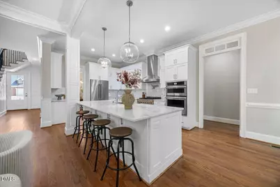 5801 Bramblewood Drive, Raleigh, NC 27612 - Photo 8