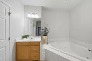 9125 White Eagle Ct, Raleigh, NC 27617 - Photo 24