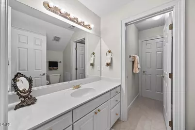 73219 Burrington, Chapel Hill, NC 27517 - Photo 40