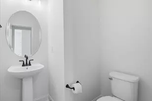 2004 Cross Bones Blvd, Durham, NC 27703 - Photo 34