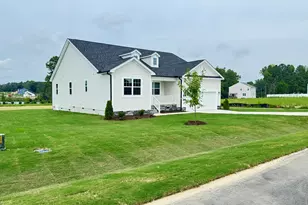 35 Windward Pl, Lillington, NC 27546 - Photo 2