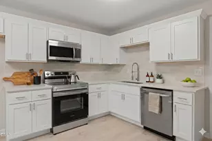 7361 Hyannis Dr, Fayetteville, NC 28304 - Photo 8