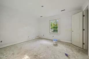 8700 Cliff Top Ct, Raleigh, NC 27613 - Photo 4