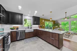 105 Barcliff Terrace, Cary, NC 27518 - Photo 6