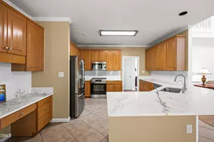 805 Cricketfield Ln, Cary, NC 27518 - Photo 12