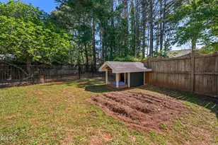 805 Cricketfield Ln, Cary, NC 27518 - Photo 50