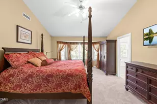 805 Cricketfield Ln, Cary, NC 27518 - Photo 32