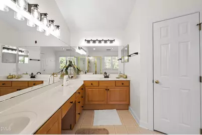 805 Cricketfield Lane, Cary, NC 27518 - Photo 36