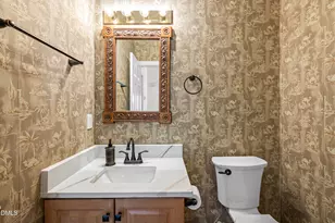 805 Cricketfield Ln, Cary, NC 27518 - Photo 10