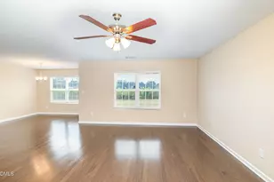 87 Cedar Lake Ln, Clinton, NC 28328 - Photo 4