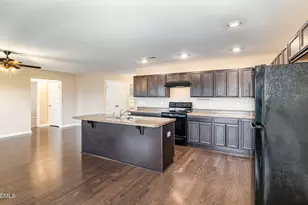 87 Cedar Lake Ln, Clinton, NC 28328 - Photo 8