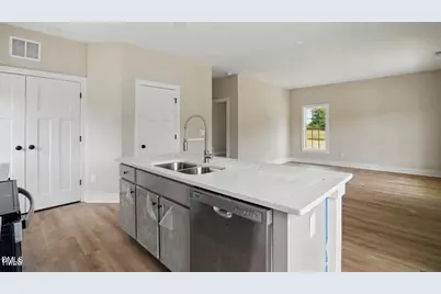 1178 W Blackman Road, Dunn, NC 28334 - Photo 6