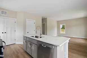 1178 W Blackman Rd, Dunn, NC 28334 - Photo 6