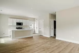 1178 W Blackman Rd, Dunn, NC 28334 - Photo 2