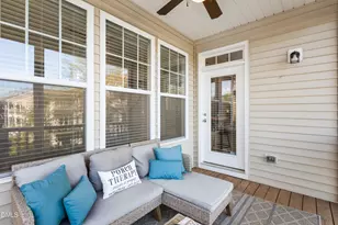 364 Roberts Ridge Dr, Cary, NC 27513 - Photo 10