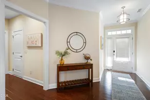 364 Roberts Ridge Dr, Cary, NC 27513 - Photo 2