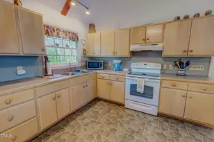 85 Forest Shore Dr, Semora, NC 27343 - Photo 10