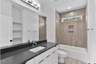 140 E End Avenue, Durham, NC 27703 - Photo 32