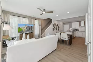 152 N White St, Wake Forest, NC 27587 - Photo 2