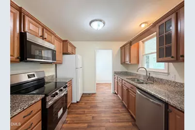 637 Yates Place, Zebulon, NC 27597 - Photo 4