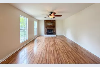 637 Yates Place, Zebulon, NC 27597 - Photo 2