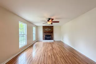 637 Yates Pl, Zebulon, NC 27597 - Photo 2