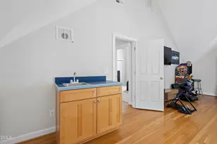 408 Burnbank Dr, Cary, NC 27519 - Photo 42