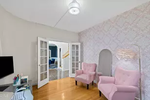 408 Burnbank Dr, Cary, NC 27519 - Photo 10
