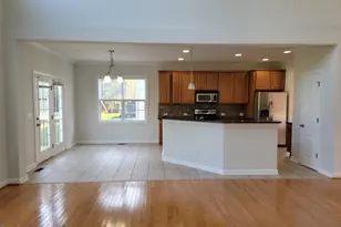 1841 Dunbar Pl, Burlington, NC 27215 - Photo 2