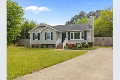 718 E Azalea Court, Fuquay-Varina, NC 27526 - Photo 2