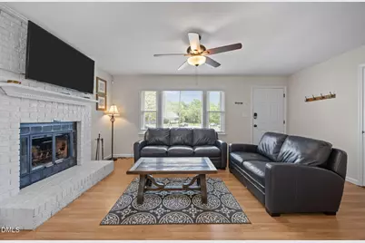 718 E Azalea Court, Fuquay-Varina, NC 27526 - Photo 6