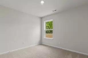 219 Wood St, La Grange, NC 28551 - Photo 8