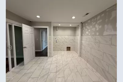 925 N Brightleaf Boulevard, Smithfield, NC 27577 - Photo 6