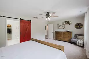 455 Damascus Church Rd, Chapel Hill, NC 27516 - Photo 24