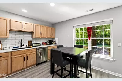 37 Red Lane, Raleigh, NC 27606 - Photo 10