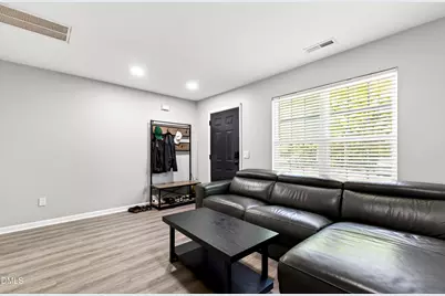 37 Red Lane, Raleigh, NC 27606 - Photo 6