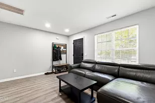 37 Red Ln, Raleigh, NC 27606 - Photo 6
