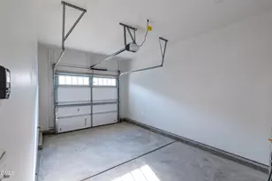 804 Oak Center Dr, Raleigh, NC 27610 - Photo 10