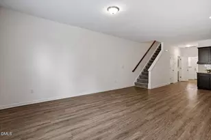 210 Vista Creek Pl, Cary, NC 27511 - Photo 6