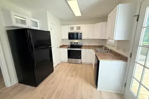 1529 Crag Burn Ln, Raleigh, NC 27604 - Photo 6