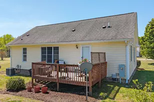 65 Candlewood Dr, Zebulon, NC 27597 - Photo 36