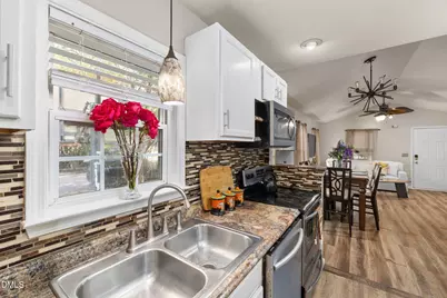 702 E Jones Street, Raleigh, NC 27601 - Photo 12