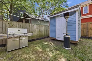 702 E Jones St, Raleigh, NC 27601 - Photo 46